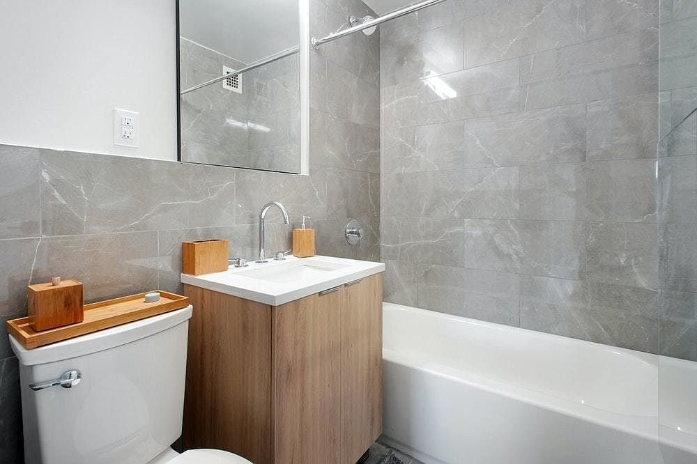 1309 5th Avenue, Unit 33F