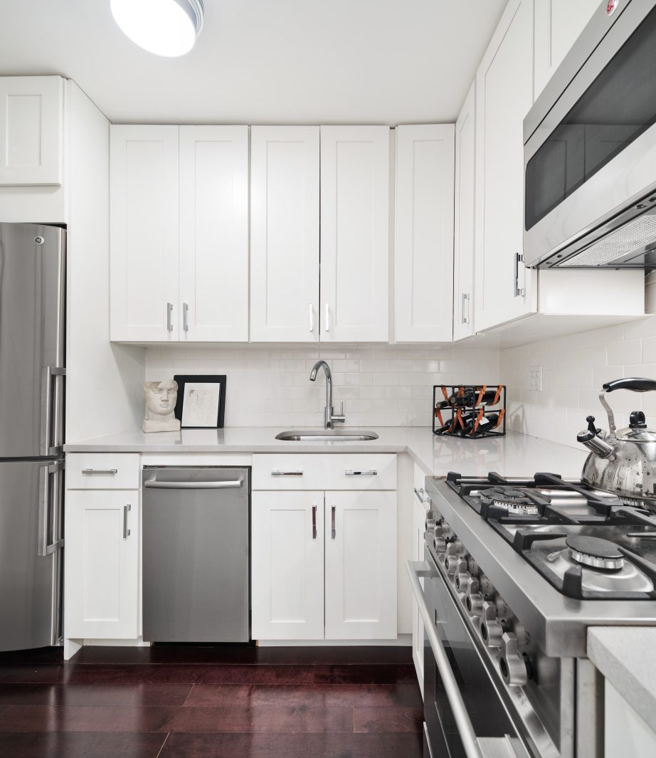 220 East 57th Street, Unit 10F — photo 2