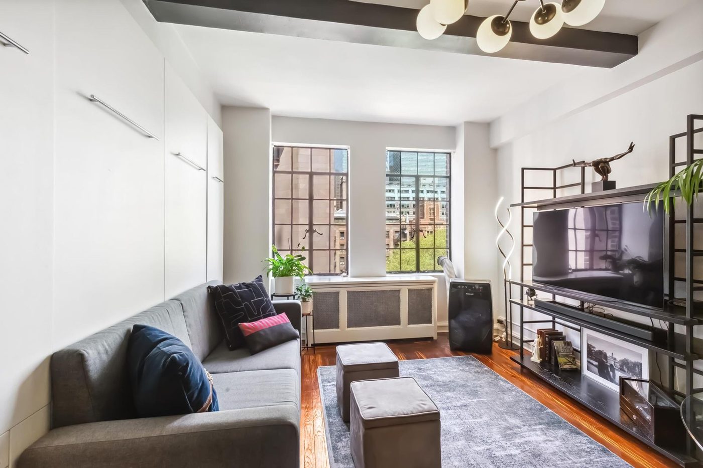 320 East 42nd Street, Unit 1002 — photo 1