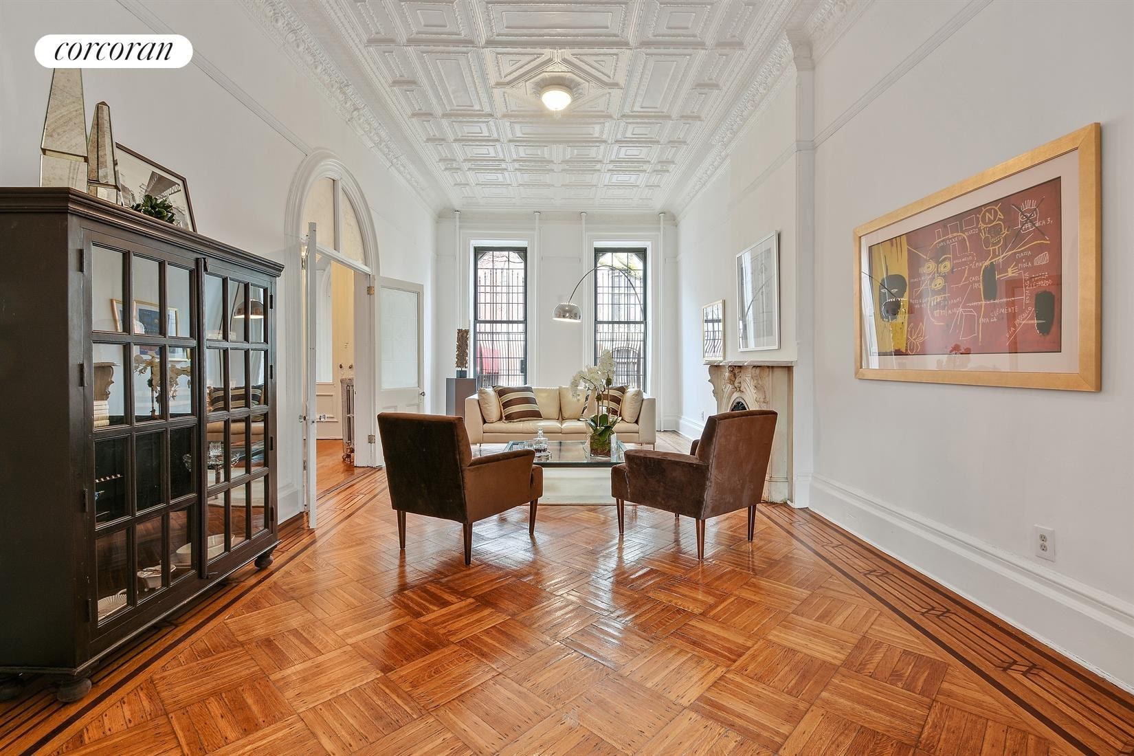 582 Washington Avenue — photo 2