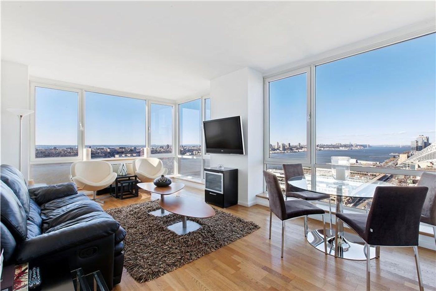 635 West 42nd Street, Unit 10E — photo 1