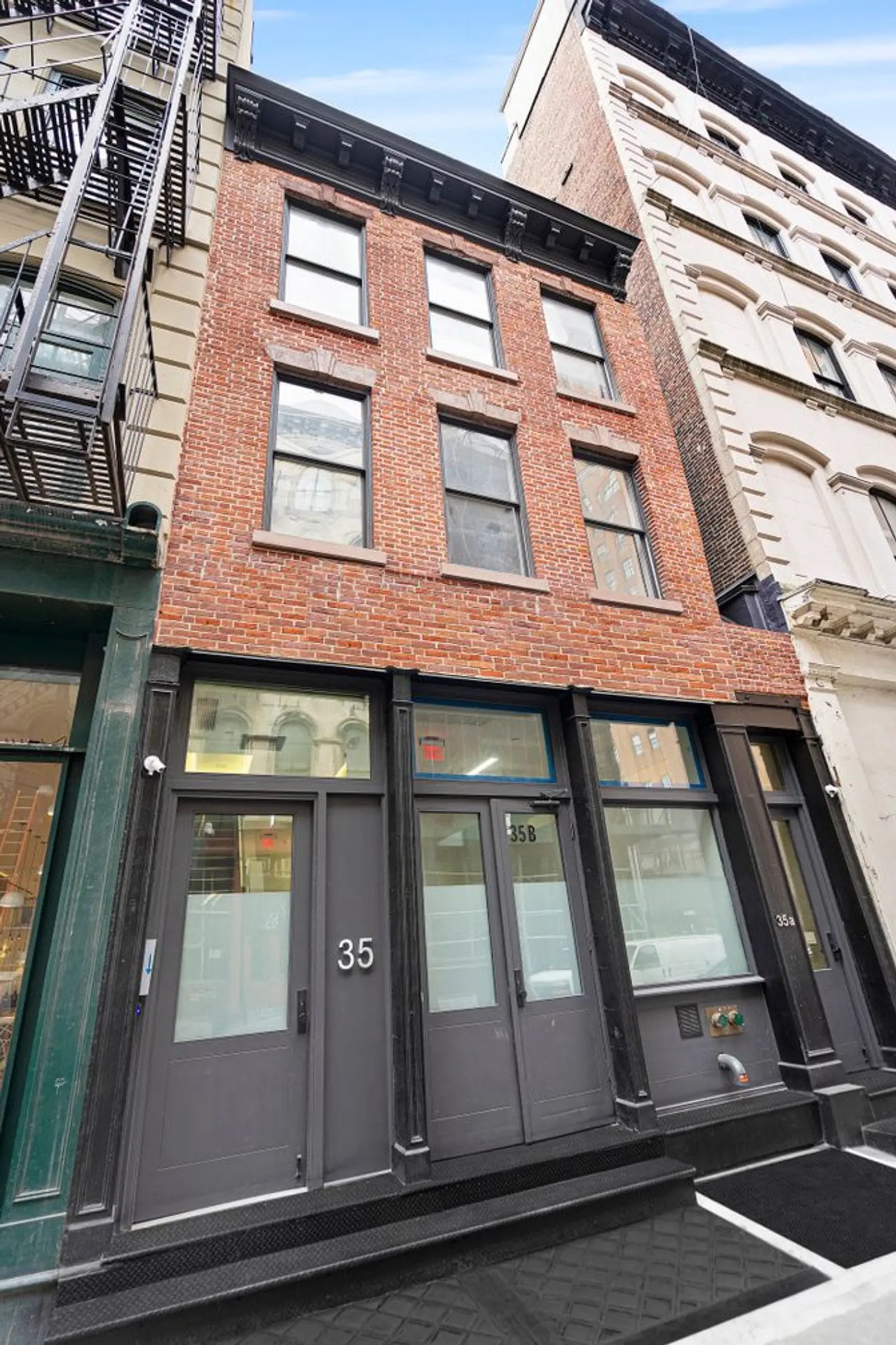 35 Walker Street, Unit PH — photo 1