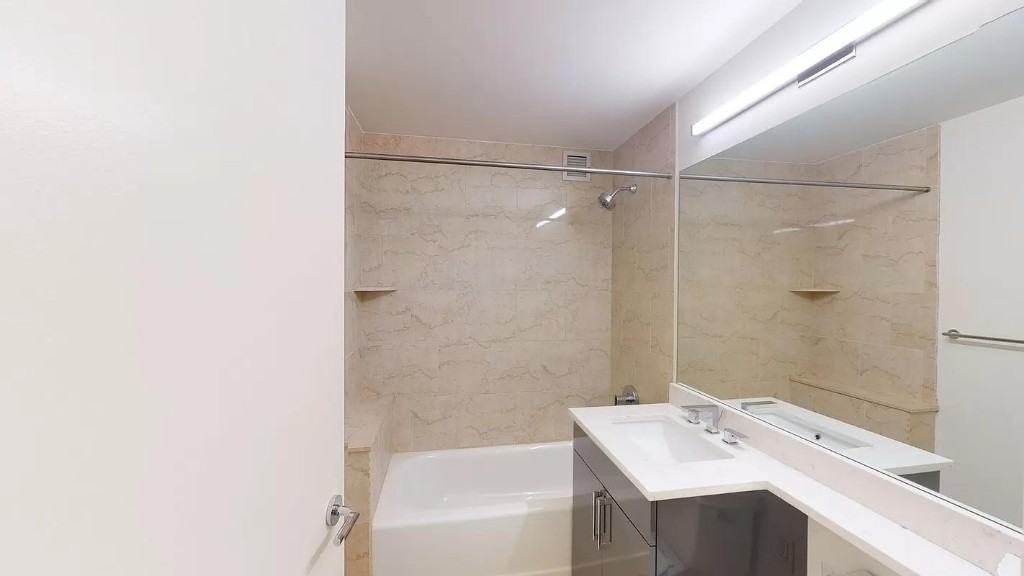 10 Hanover Square, Unit 2A — photo 3