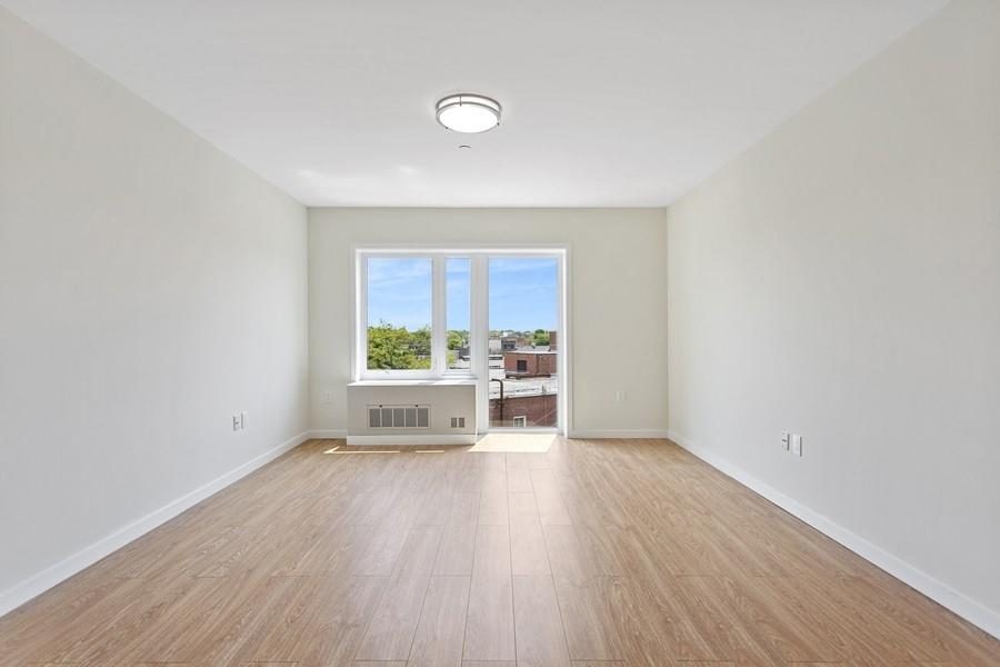 120 North Pearl Street, Unit 205 — photo 3