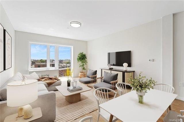 120 North Pearl Street, Unit 403 — photo 4