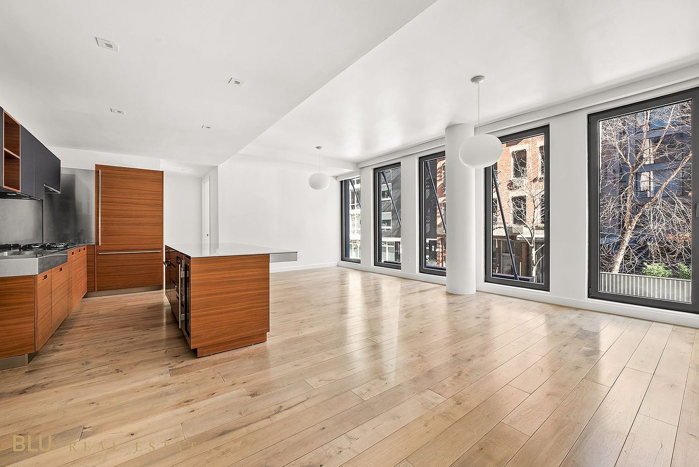202 Renwick, Unit 202