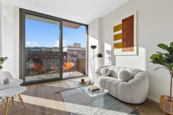 2750 Frederick Douglass Boulevard, Unit 3A