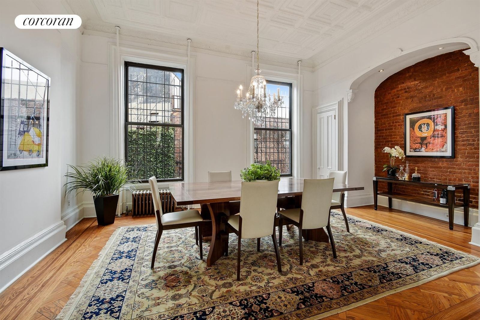 582 Washington Avenue — photo 3