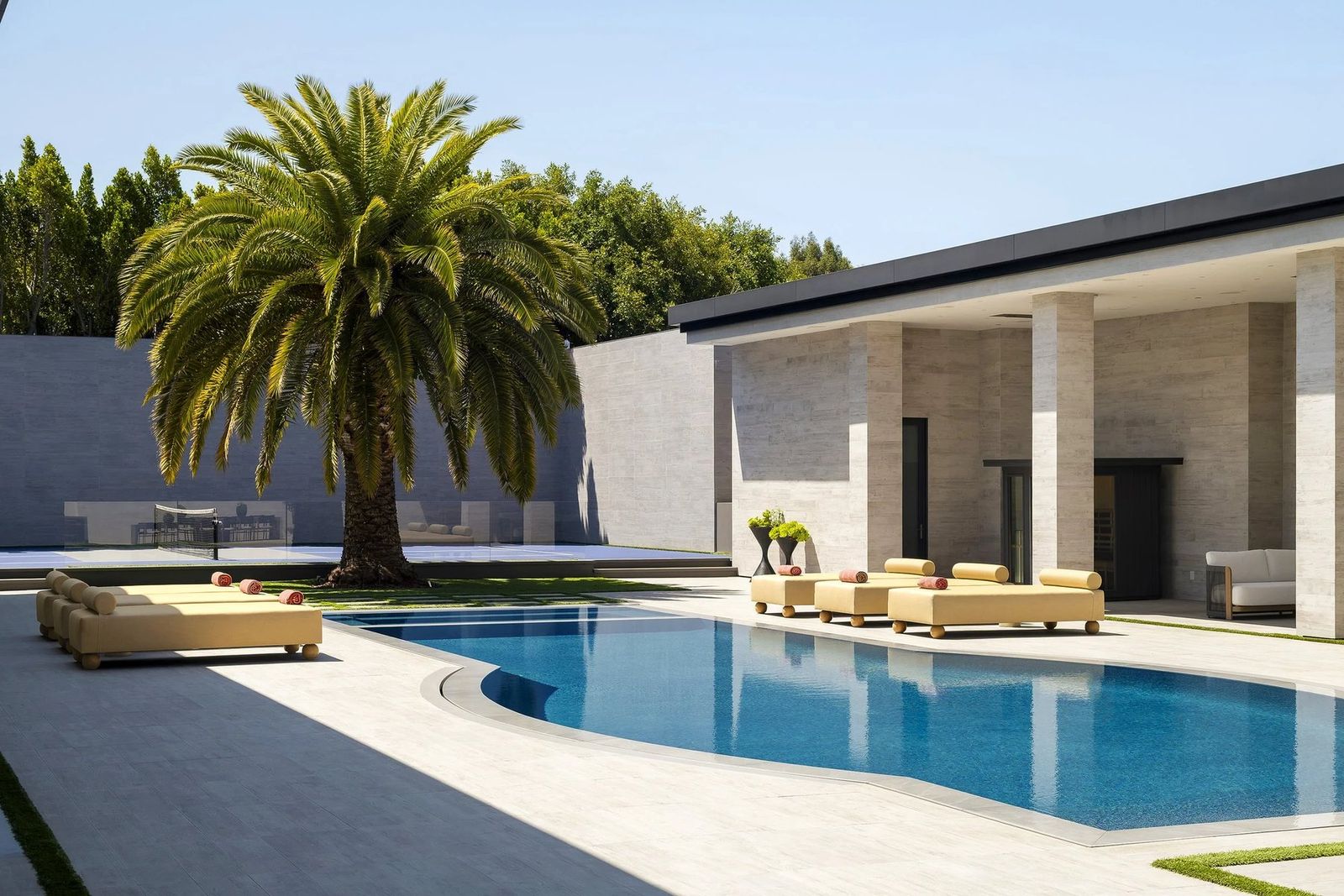145 N Mapleton Dr, Los Angeles